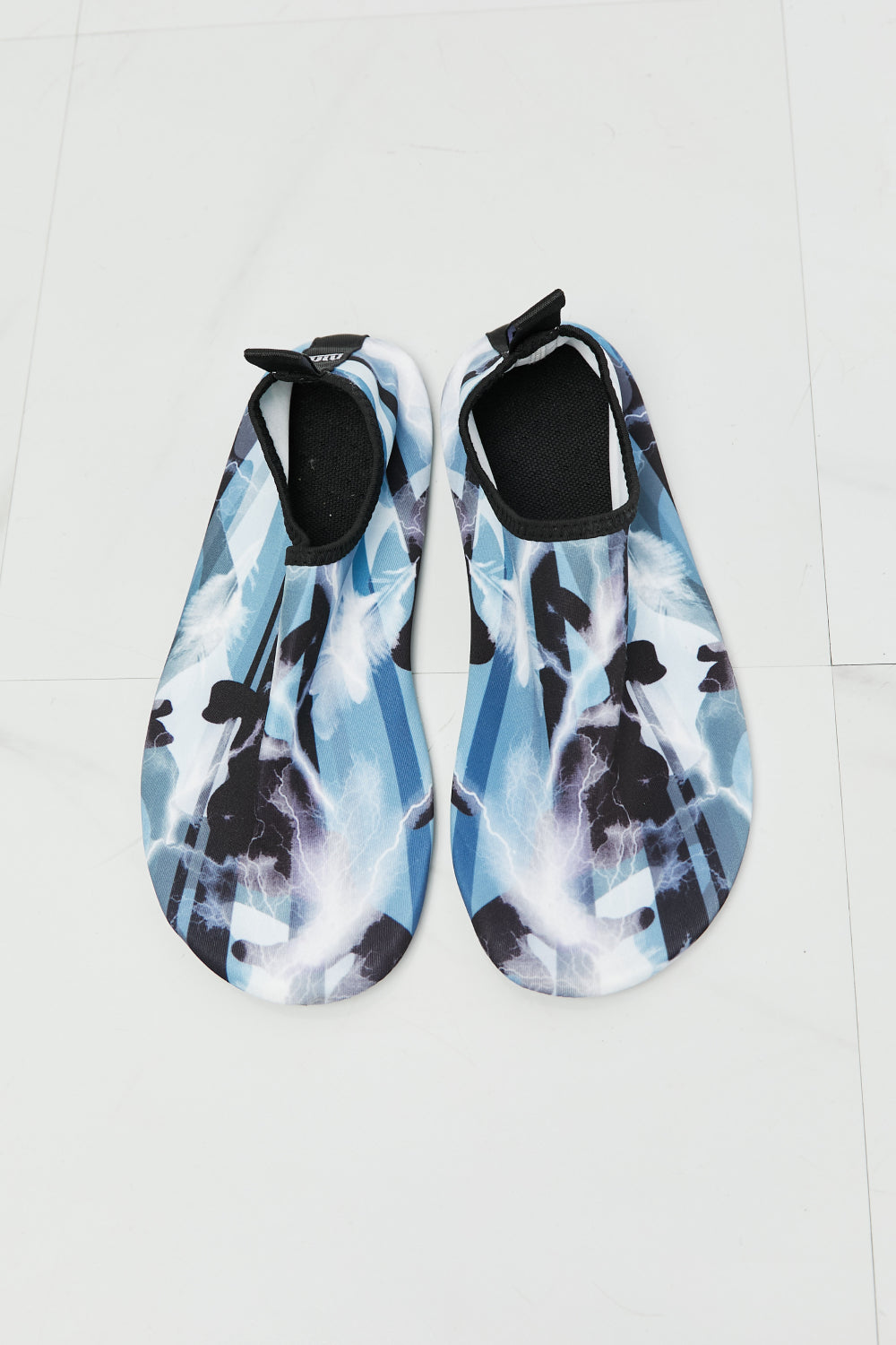 MMshoes On The Shore Water Shoes in Multicolor