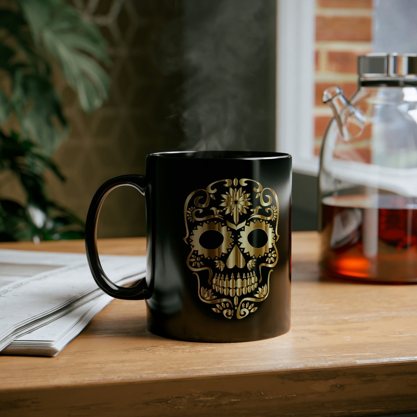 GOLDEN SKULL 2-sided  11oz Black Mug