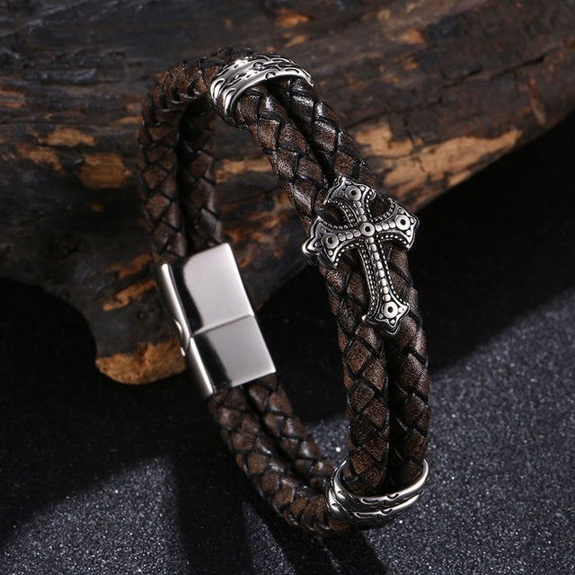 Boutique Elegant Cross-Patterned Stainless Steel and Leather Bracelet