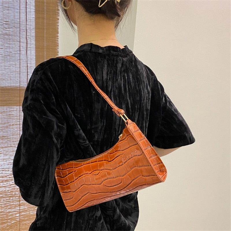 Crocodile Pattern PU Leather Hand Bag